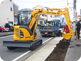 バリアフリー化に伴う歩道改修